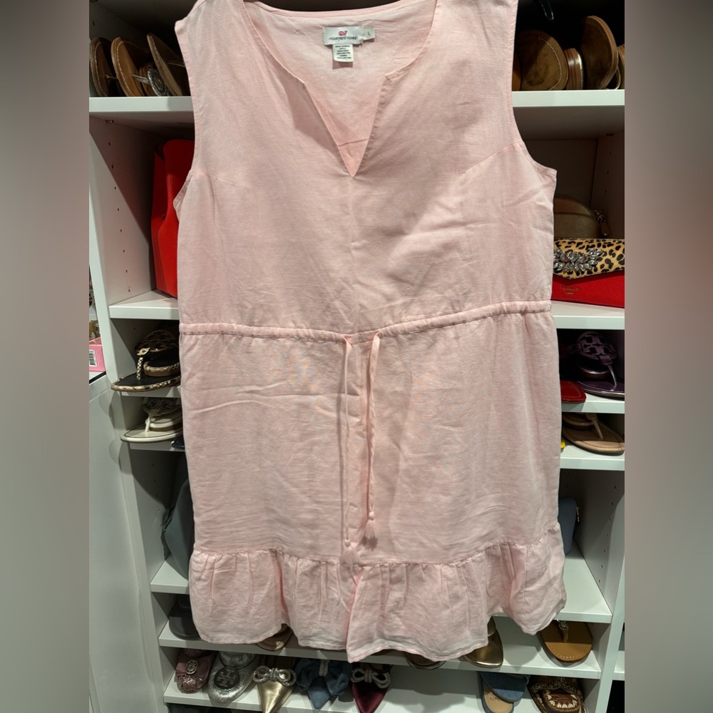 Vineyard vine pale pink dress size L. NWOT
